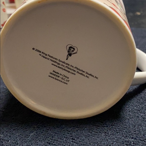 Betty Boop Mug - Picture 5 of 5